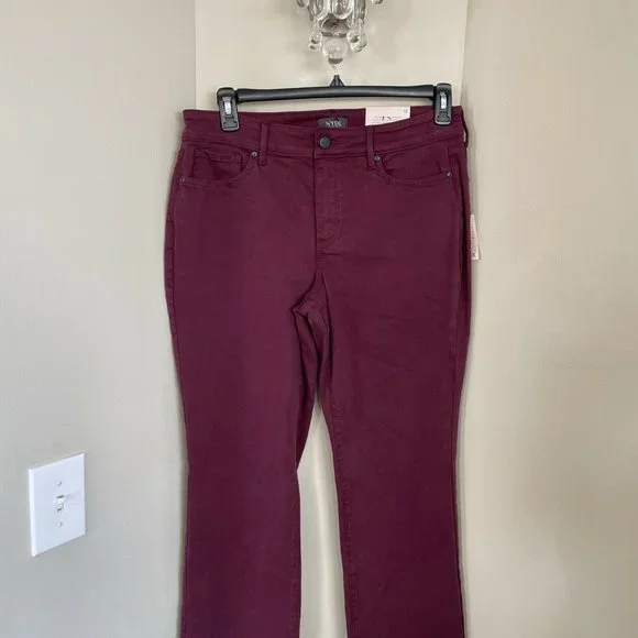 NYDJ Women's Size 12 Marilyn Straight Denim Jeans, Marron Burgundy Red, NWT - Picture 3 of 7